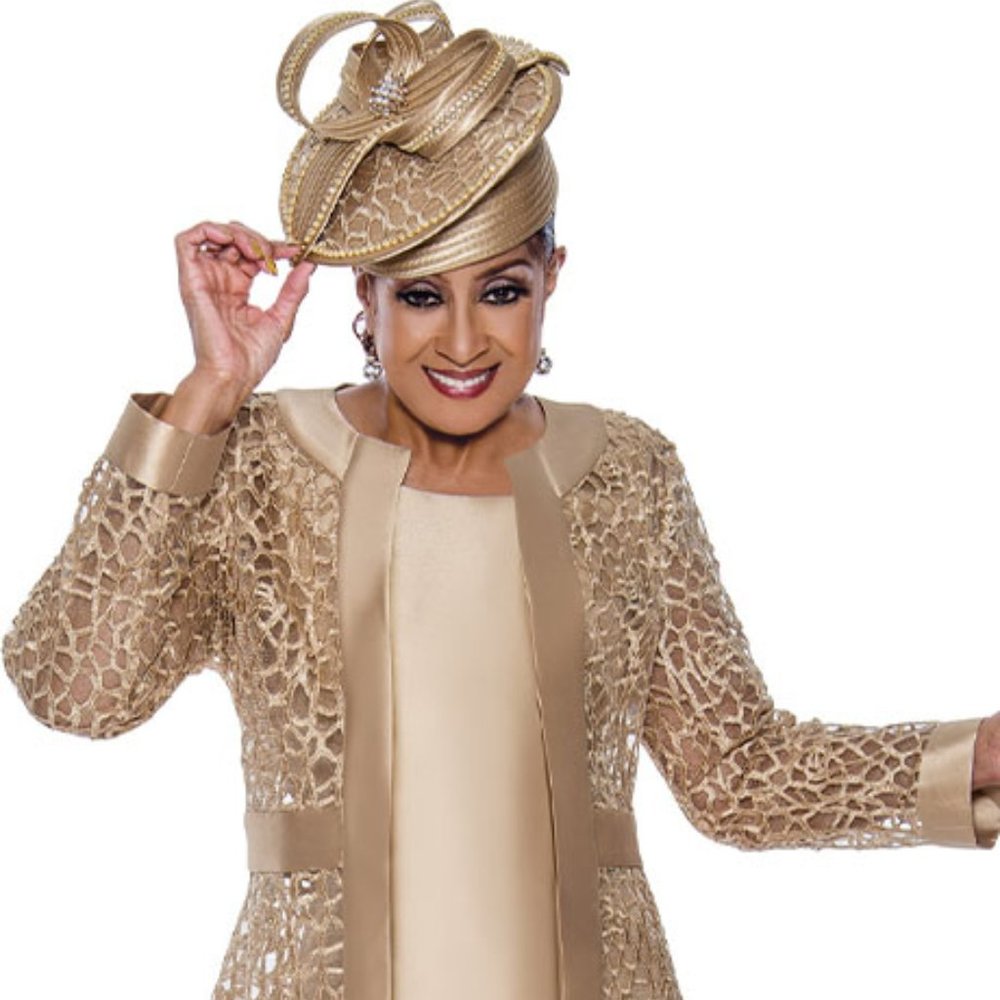 Dorinda Clark Cole Suits 2023